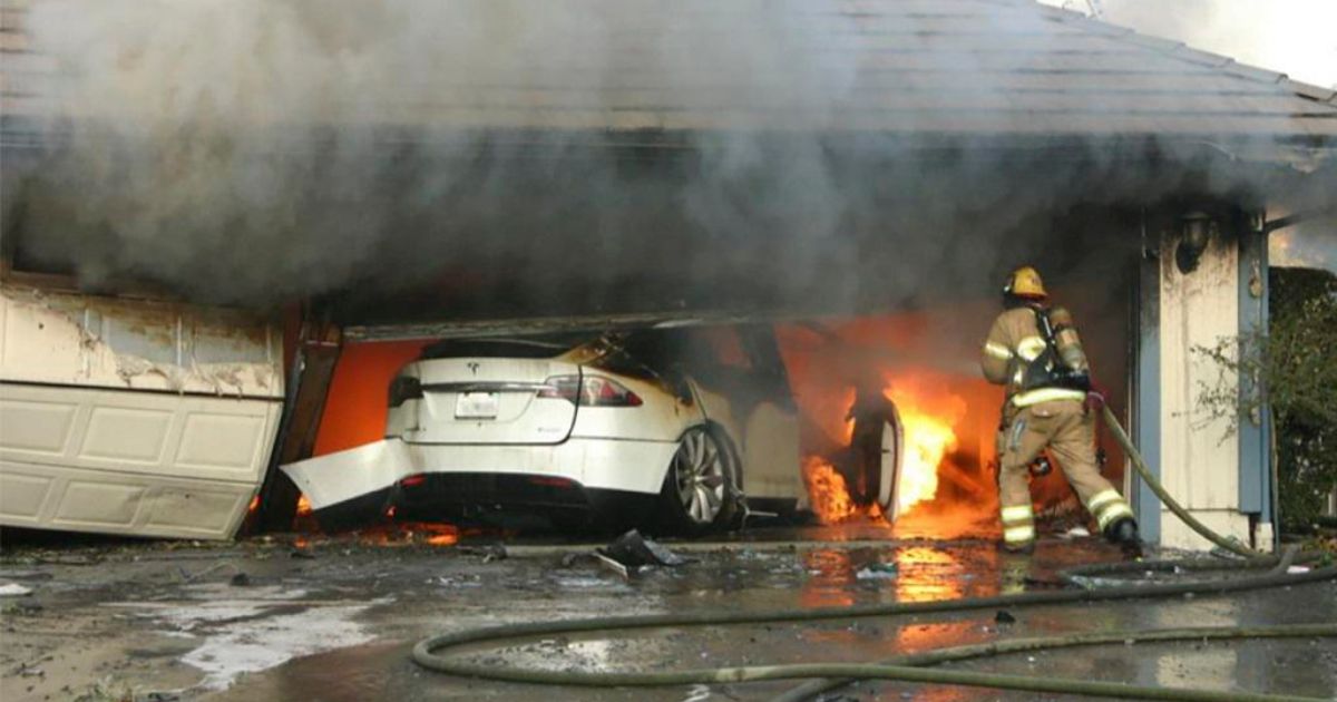 Can Firefighters Put Out Electric Car Fires